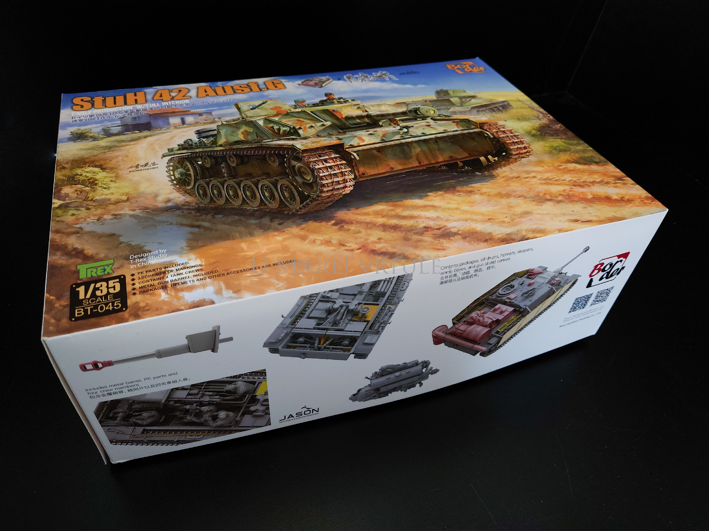 StuH 42 Ausf.G - Early Production w/full interior 1/35
