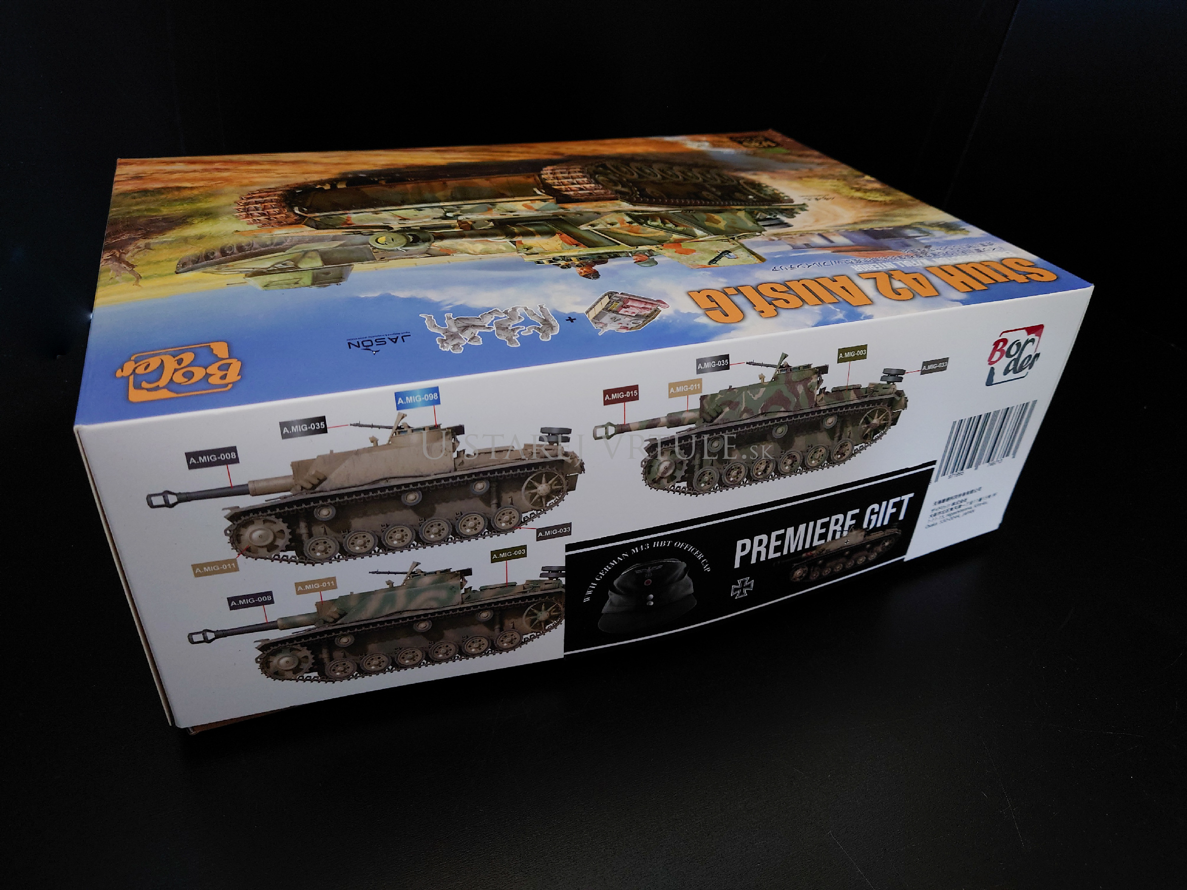StuH 42 Ausf.G - Early Production w/full interior 1/35
