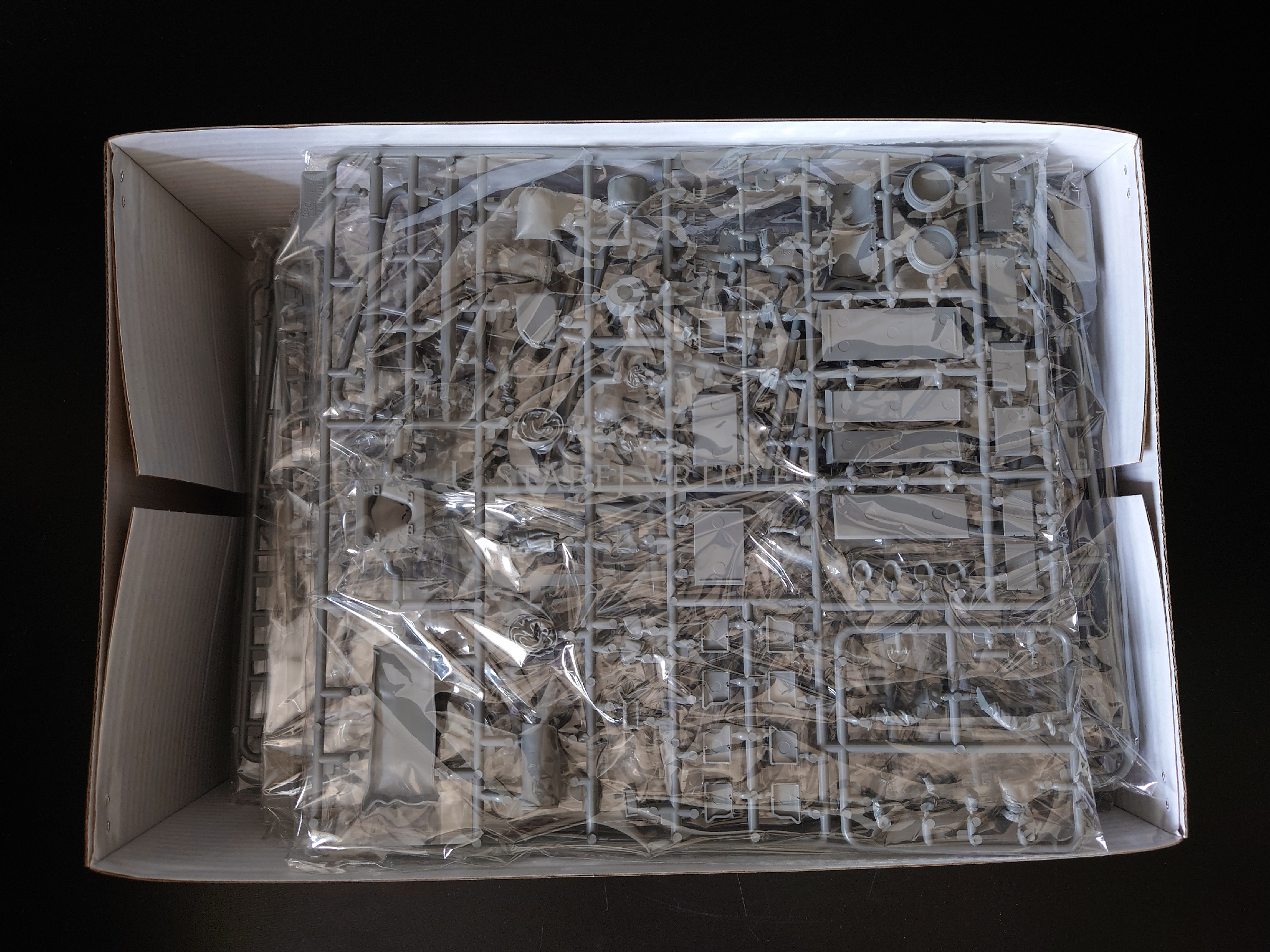 StuH 42 Ausf.G - Early Production w/full interior 1/35