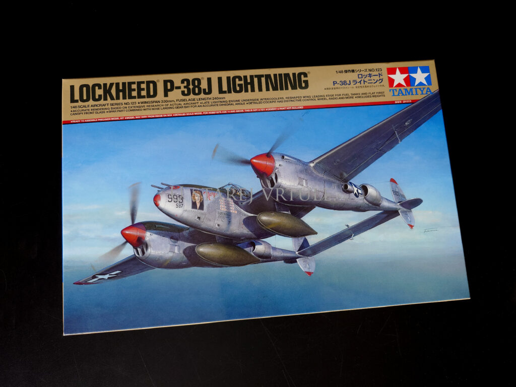 Lockheed P-38J Lightning 1/48