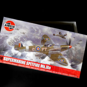 Supermarine Spitfire Mk.IXe 1/48 - rozbalený – Obrázok 1