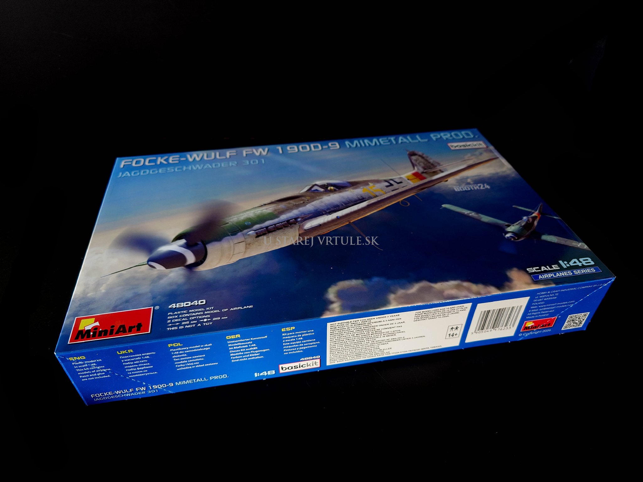 Focke-Wulf FW 190D-9 EARLY PROD. JG 54 „Grünherz“ BASIC KIT 1/48