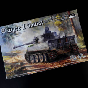 Tiger I Initial Sd.Kfz.181 Pz.Kpfw.VI Ausf.E 1/72 - rozbalený – Obrázok 1