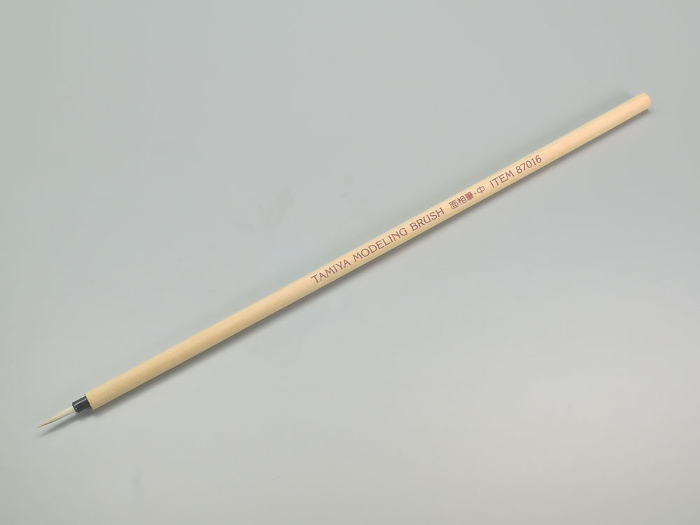 Pointed brush (medium)